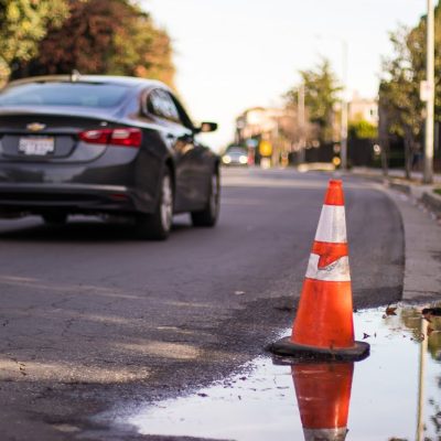 Coalinga, CA – Big Rig-Toyota Prius Wreck on I-5/Utica Ave., Injuries Reported