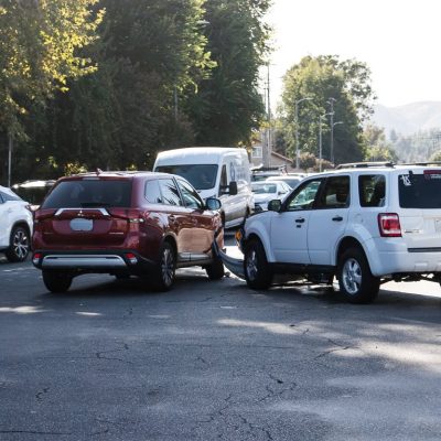 Orange Co., CA – Four-Vehicle Crash on I-5 N/ Culver Drive Causes Injuries